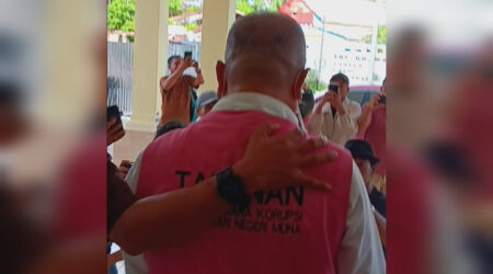 Mantan Sekda Mubar Ditahan Kejari Muna